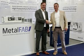 Additive Industries and LPW sign partnership agreement during Farnborough show
